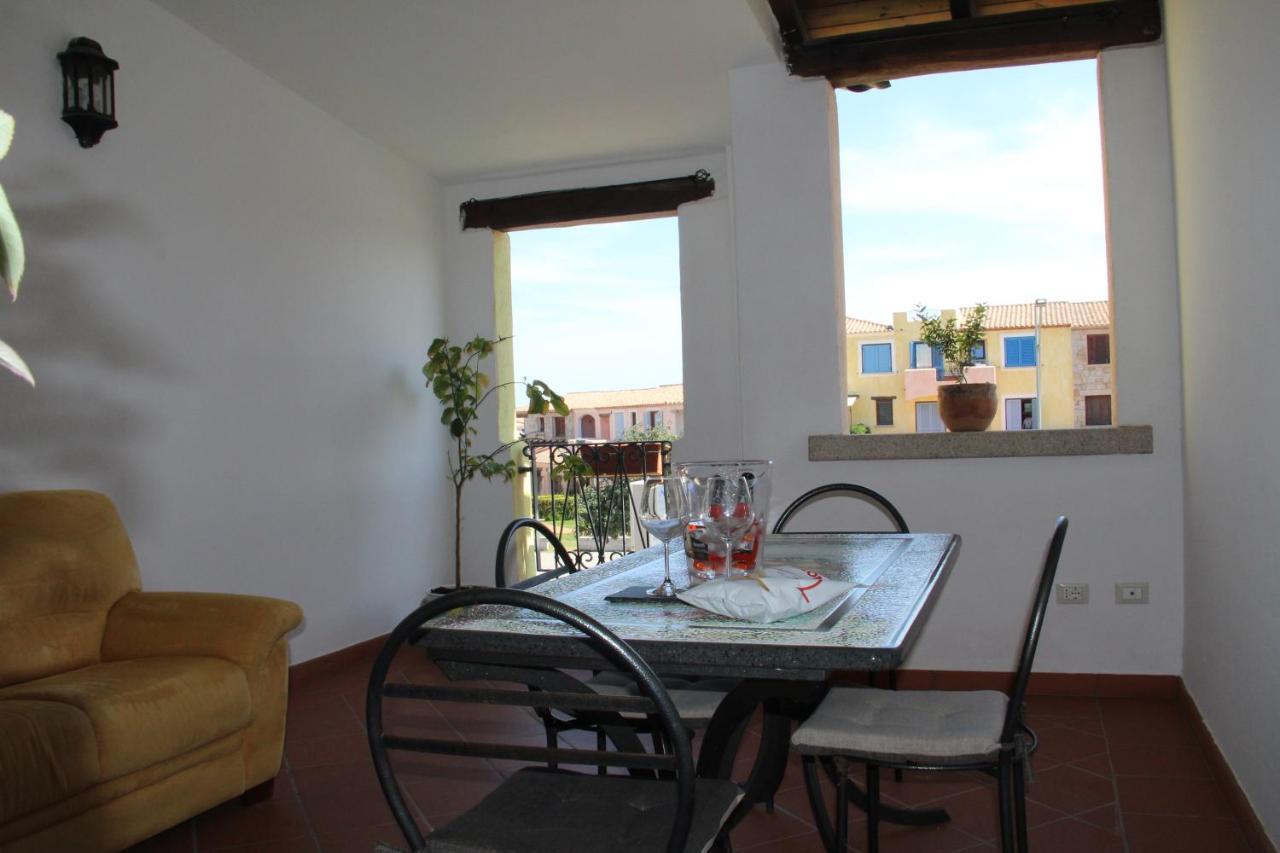Appartamento Le Vele Porto San Paolo  Exterior photo